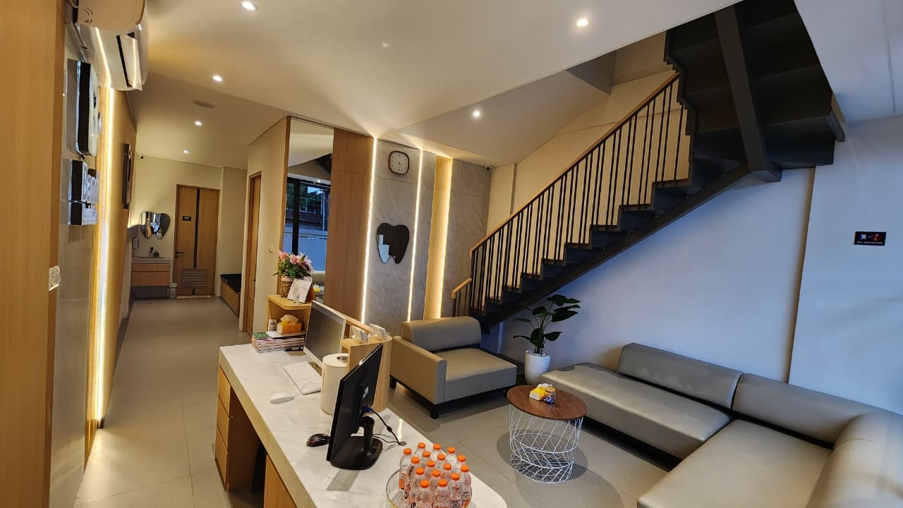 Ruang Tunggu Bandi Dental Care